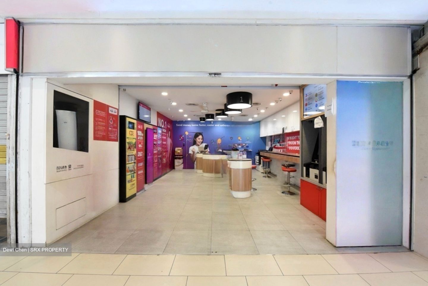 Lucky Plaza (D9), Retail #498715891